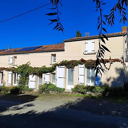 Maison 15 Personnes - L'oree Du Puy *